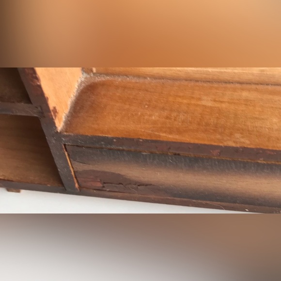 Tiny Vanity Jewelry Box With
Lenticular 3D Horse Post Card Frame Made Japan - Picture 10 of 11